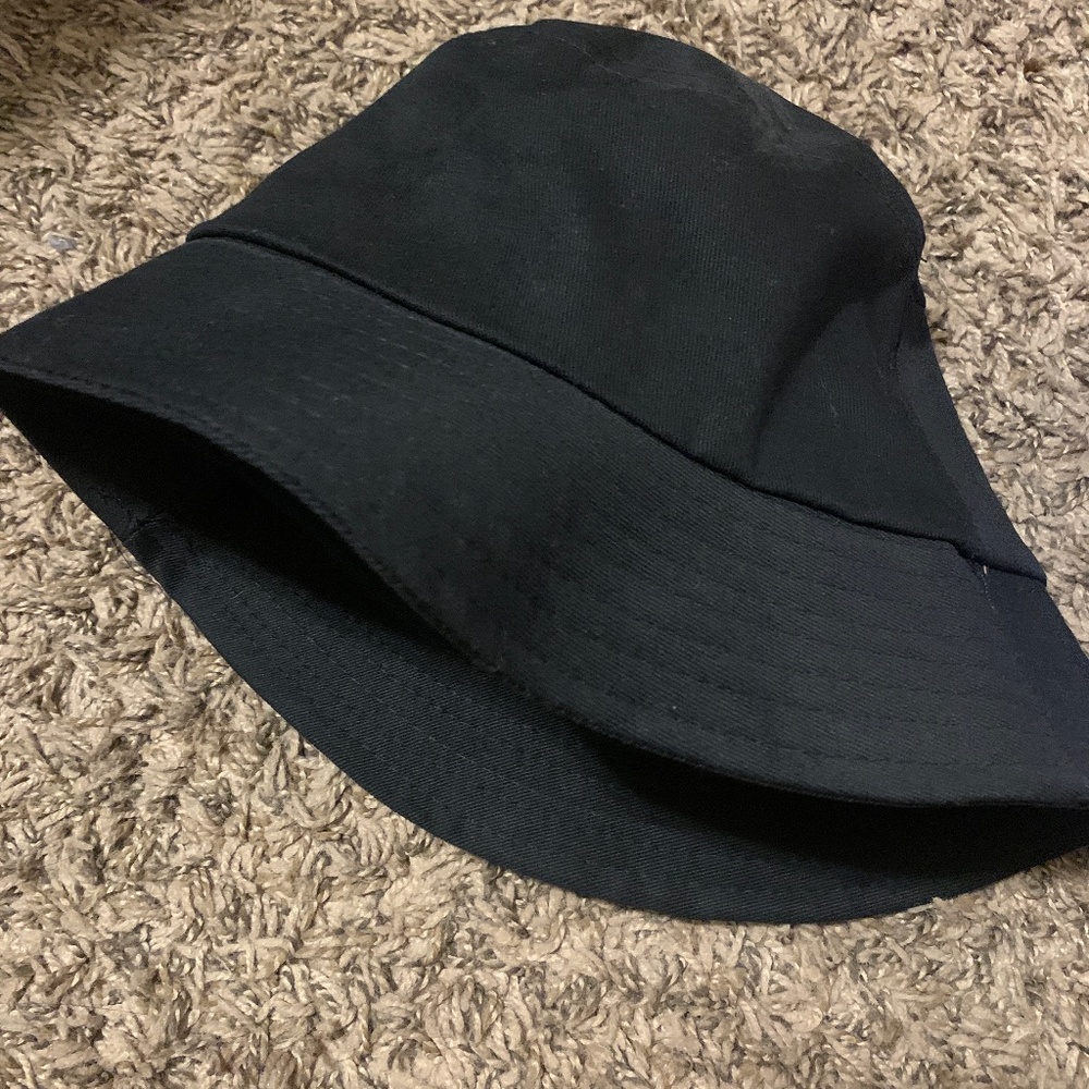 Bucket hats